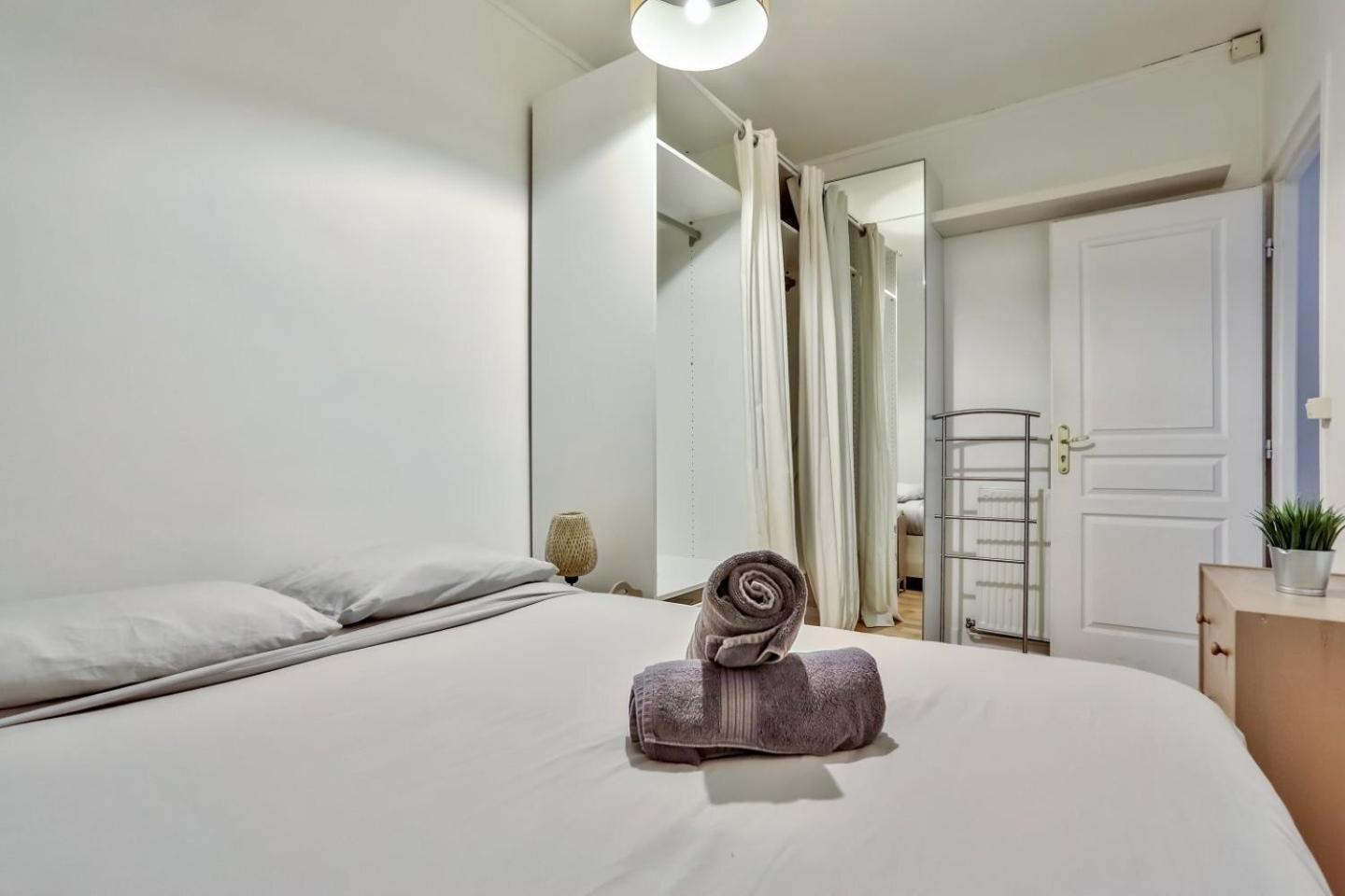 Quartier Pigalle Free Netflix Appartement Parijs
